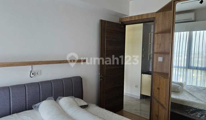 Apartemen Sky House Bsd 2 Bedroom Fully Furnished View Kolam Renang Siap Huni Murah Mau Terjual Cepat