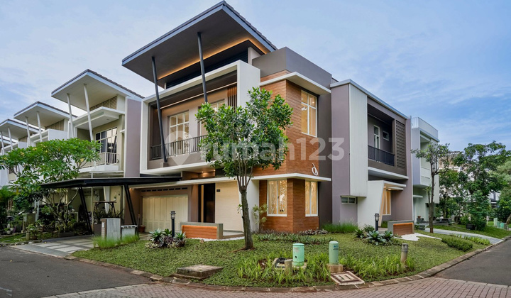 New House South and East Facing in Grisea Gading Serpong Cluster