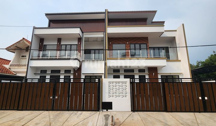 Rumah Baru Gandeng Di Nusa Loka Bsd