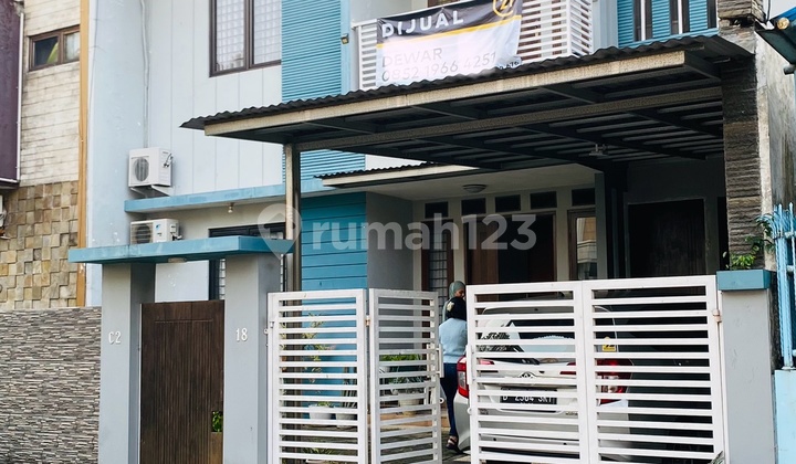Rumah 2 Lantai Halaman Luas di Kencana Loka Bsd City