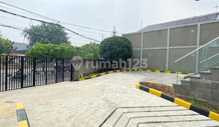 Gedung Kantor Baru Di Utan Kayu Matraman Jakarta Timur