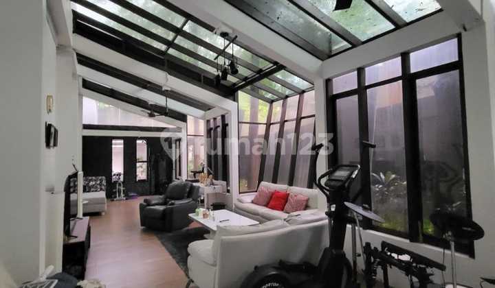 3-Story Fully Furnished House in River Valley Residence, Lebak Bulus, South Jakarta 2