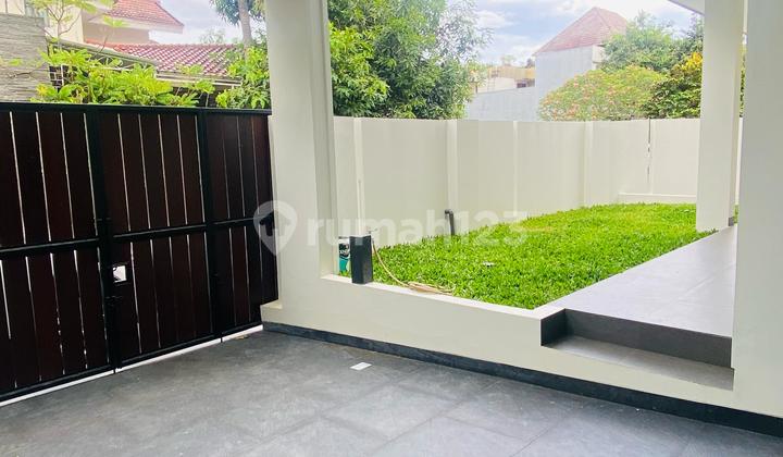 Rumah Baru Hoek Timur Di Kencana Loka Bsd City Blok A 2