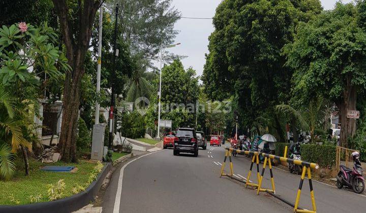 Rumah Hadap Timur Pinggir Jalan Raya Pondok Indah Cocok Untuk Usaha Dan Kantor 2