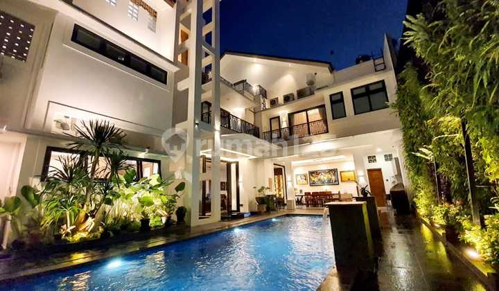 Luxury New House With Swimming Pool And Rooftop In Kemang South Jakarta