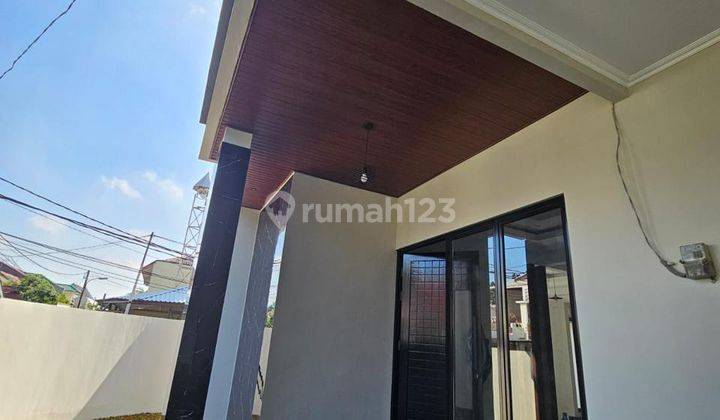 Rumah Huk Selatan Mewah Modern Brand New Di Griya Loka Bsd City 2