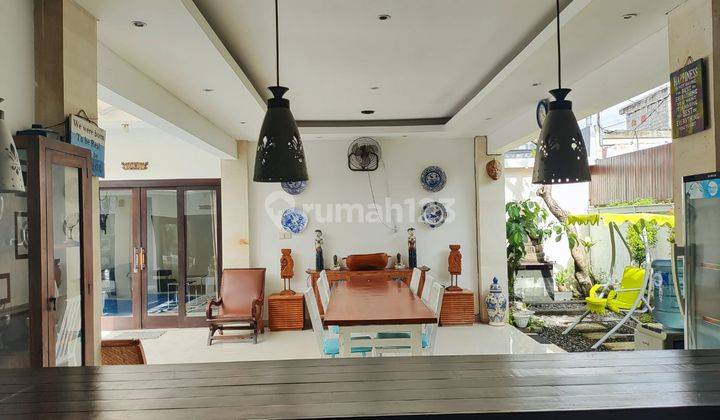 Villa Umalas Seminyak 5 Bedrooms 3