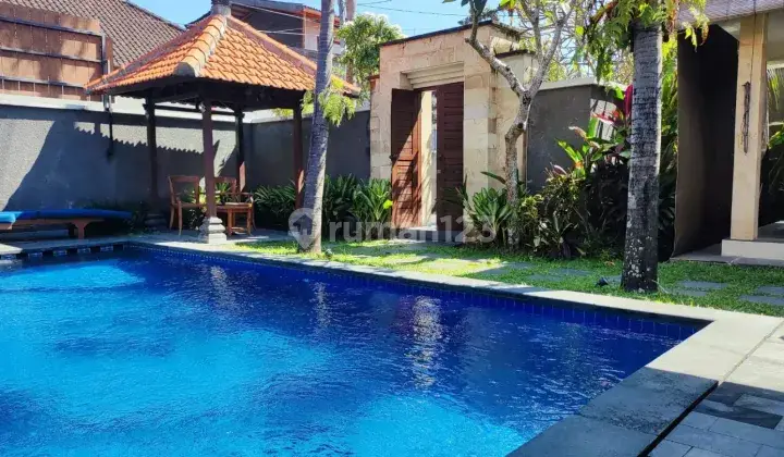 Villa Canggu Berawa dekat Pantai Berawa dan Atlas 2