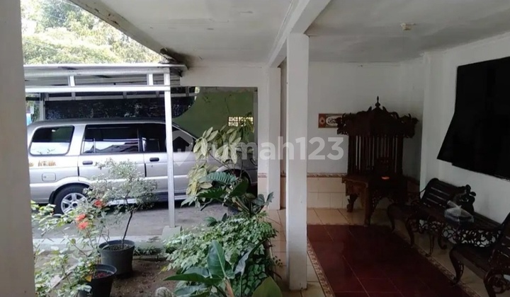 Rumah Jalan Sumatera Pusat Kota Madiun Bangunan Bagus Terawat Model Klasik Kuno 2