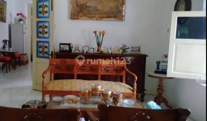 Rumah Jalan Sumatera Pusat Kota Madiun Bangunan Bagus Terawat Model Klasik Kuno 5