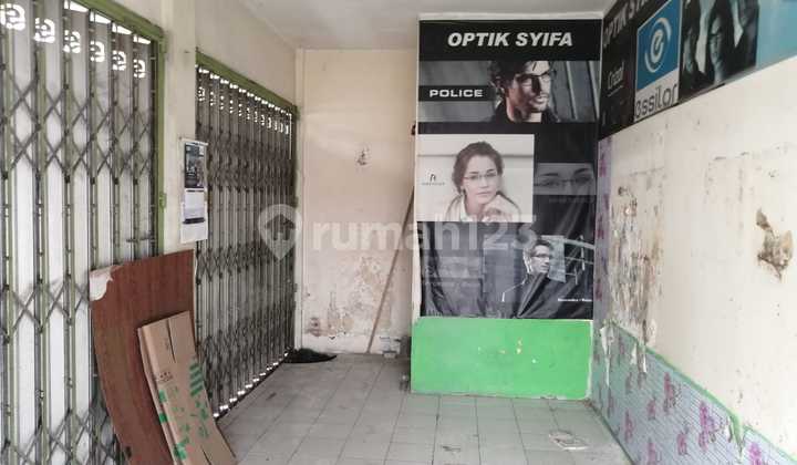 Dekat Gate Masuk Hadap Jl Raya Ruko Hoek Raya Sedati Agung  4