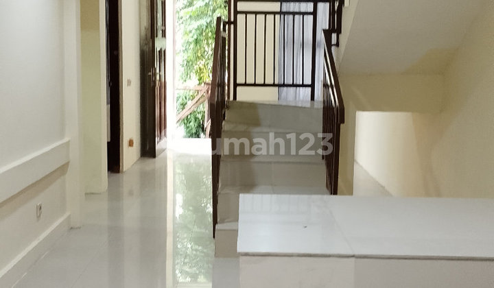 2-Story House, Parahyaga Park, Lippo Karawaci 2-Story House, Parahyaga Park, Lippo Karawaci