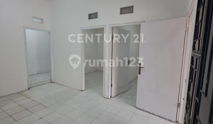 Disewakan Rumah Bagus Siap Huni di Cluster Royal Karawaci