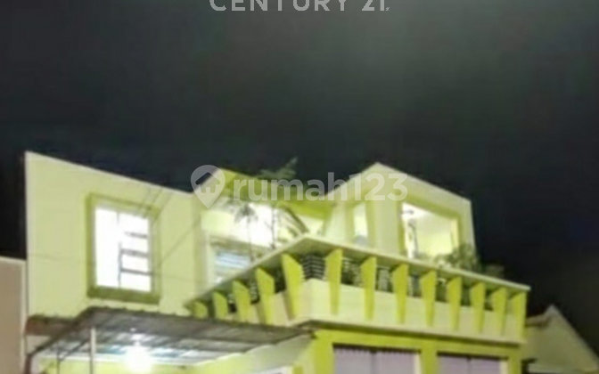 3-Story Multi-Functional House Near Summarecon Mall S, Schools, Campus 1