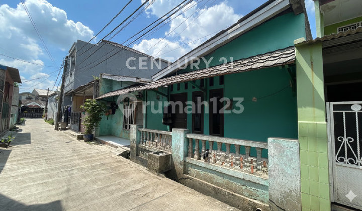 For Sale 1-Story Boarding House in Perumnas 3 Karawaci Tangerang 2