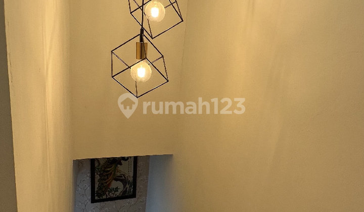 Comfortable 2-Story Ready-to-Occupy House in Cendana Parc, Lippo Karawaci 2