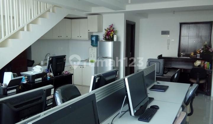 Disewakan Office Neo Soho Type Avenue Furnished Kantor