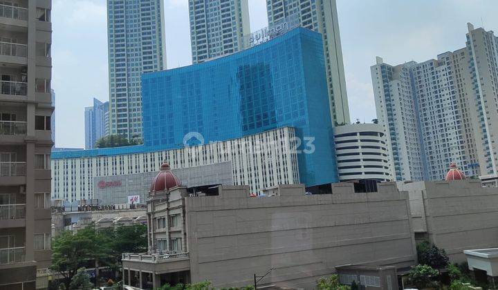 Apartemen Royal Mediterania Full Furnished View Pool 2