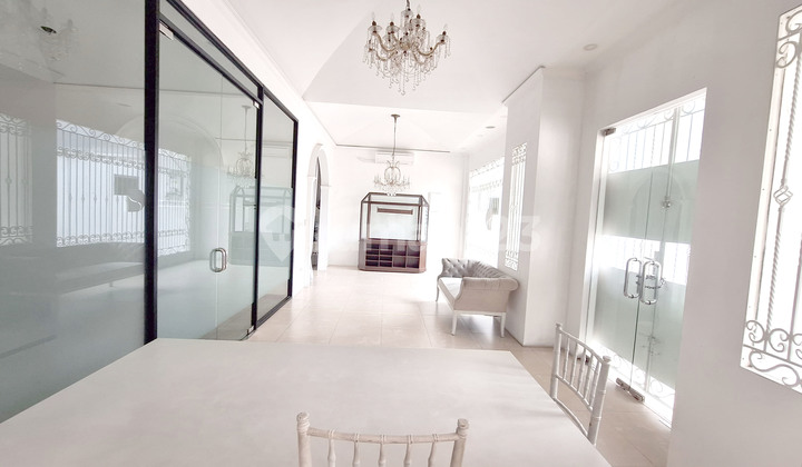 For Rent Gedung area Gandaria Cocok Untuk Klinik, Office Jaksel 1