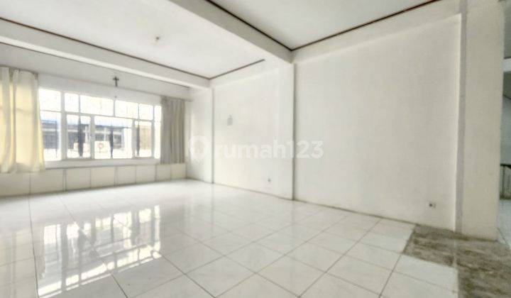 Sewa Ruko Taman Sari Gandeng 2 Dalam Komplek Jakarta Barat 2