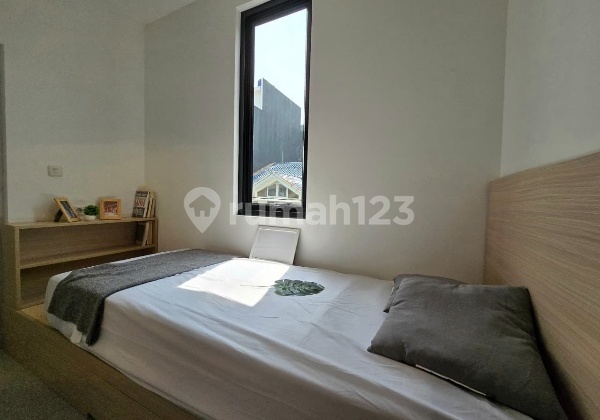 For Sale, New Brand Strategic 6-Storey Boarding House in Tanjung Duren 2