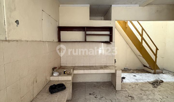 For Sale 1-Story House in Grogol, West Jakarta 2