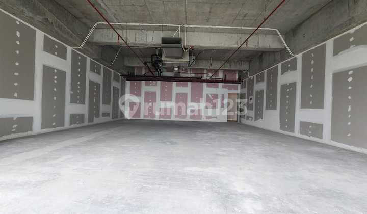 Disewakan Office World Capital Tower Kuningan Lantai Rendah