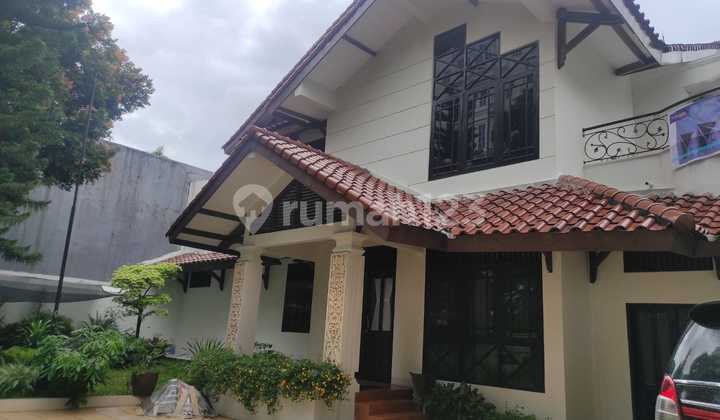 For Sale: Permata Hijau House with Swimming Pool, South Jakarta For Sale: Permata Hijau House with Swimming Pool, South Jakarta