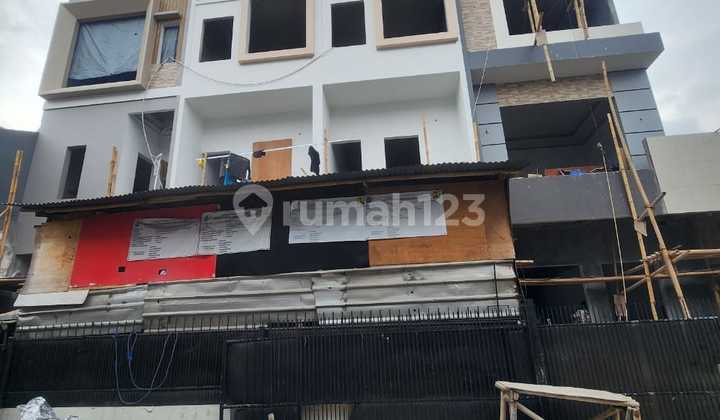 Murah Ruko Baru Jelambar Indraloka ada 2 Unit Murah Ruko Baru Jelambar Indraloka ada 2 Unit