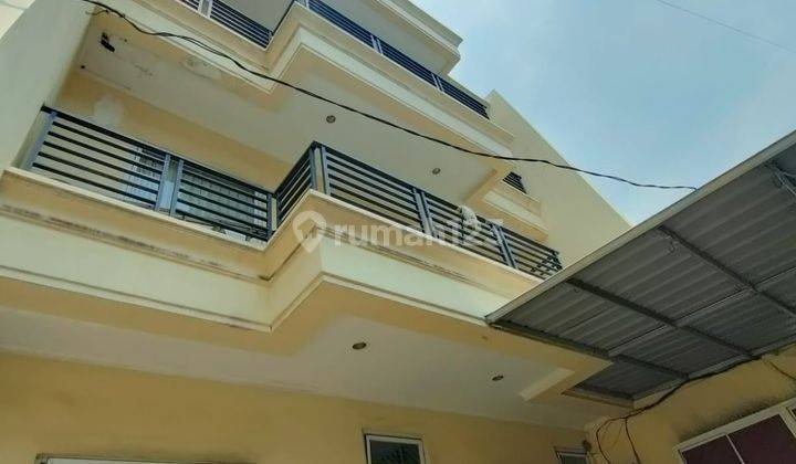 Dijual Cepat Kost kostan Dekat Univ.trisakti Untar Taman Anggrek