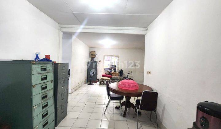 Sewa Rumah TSS Jembatan 5 Tambora jakarta Barat 2