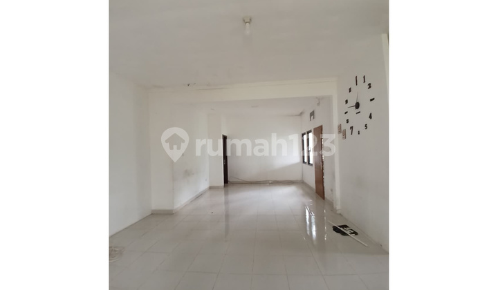 Disewa Rumah Tahunan Halaman Luas Bagus Siap Huni Sentul City 2