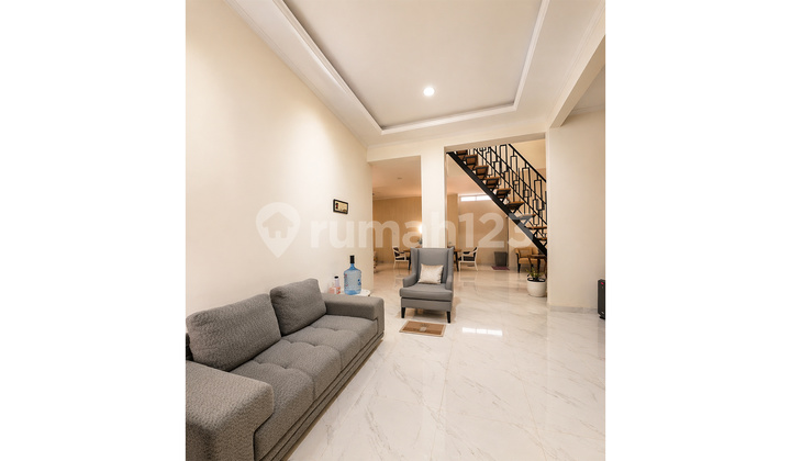 Disewa Rumah Mewah Tahunan Furnish The Breeze Sentul City Ssr1032