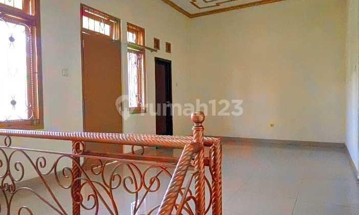 DIJUAL RUMAH MEWAH 2 LANTAI HARGA MURAH TAMAN UDAYANA SENTUL CITY