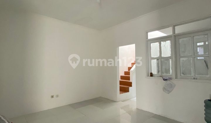 DIJUAL RUMAH MEWAH 2 LANTAI MURAH HARGA NEGO UDAYANA SENTUL CITY 2