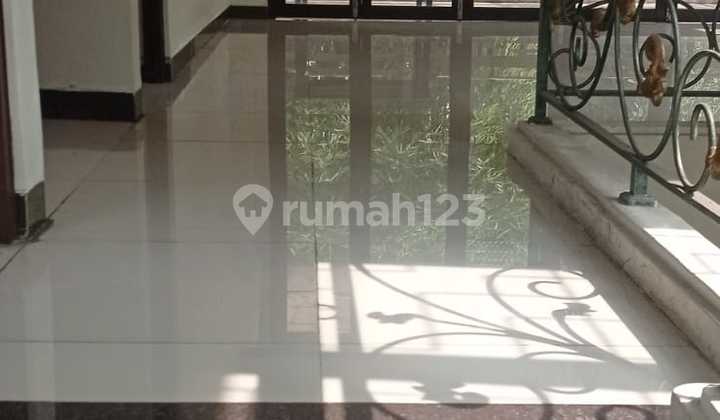 DIJUAL RUMAH MEWAH 2 LT BAGUS MURAH HARGA NEGO BGH SENTUL CITY DIJUAL RUMAH MEWAH 2 LT BAGUS MURAH HARGA NEGO BGH SENTUL CITY