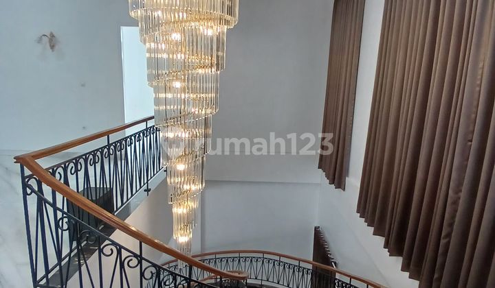 DIJUAL RUMAH PREMIUM HOOK KOLAM RENANG MEDITERANIA 2 SENTUL CITY DIJUAL RUMAH PREMIUM HOOK KOLAM RENANG MEDITERANIA 2 SENTUL CITY