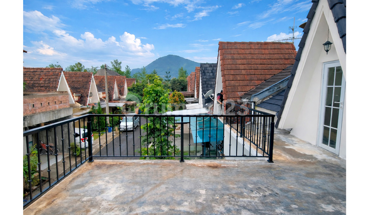 For Rent Fully Furnished House In Venesia Cluster, Sentul City SSR165