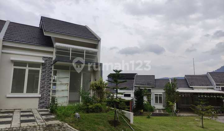 DIJUAL RUMAH VIEW GUNUNG DI TERRACE HILL SENTUL CITY SSR710 A1 1
