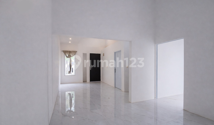 Dijual Rumah Bagus Baru Renovasi Harga Murah Venesia Sentul City 2