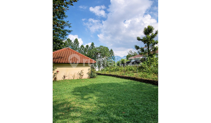 Dijual Rumah Siap Huni Halaman Luas Lakeside Homes Sentul City 2