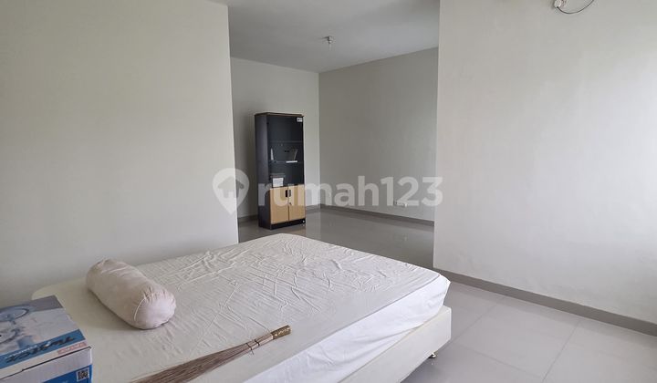 Disewa Rumah Tahunan 2 Lantai Furnish Siap Huni Bagus Sentul City