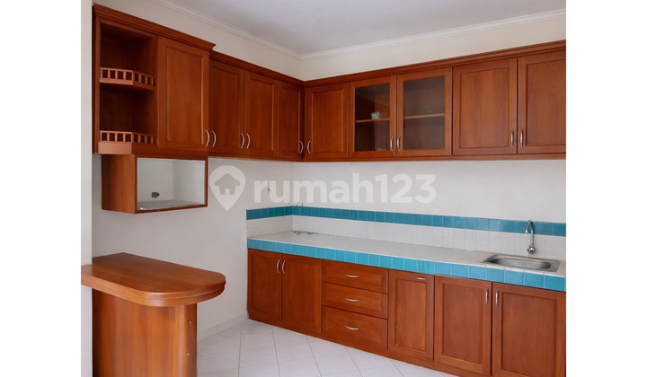 Dijual Rumah Exclusive 2 Lantai Siap Huni Harga Nego Sentul City 2