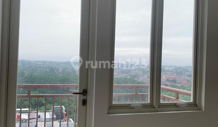 DIJUAL APARTMENT MEWAH 2BR MURAH BAGUS VIEW BEST STA SENTUL CITY
