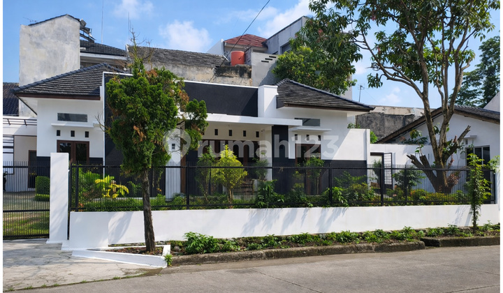 Dijual Rumah Mewah Strategis di Bukit Cimanggu City Bogor Bo206