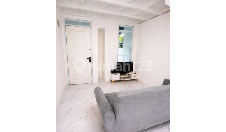 FOR RENT ANNUAL HOUSE FURNISHED GOOD READY TO OCCUPY VENESIA SENTUL SSR61 2