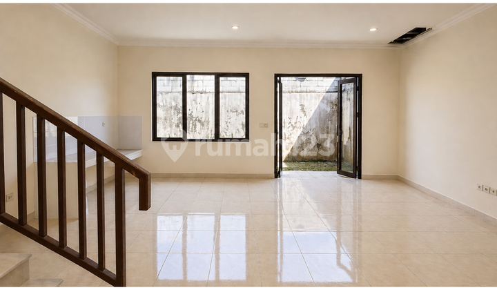 Dijual Rumah Mewah Harga Nego di Atmosphere Sentul City Ssr749