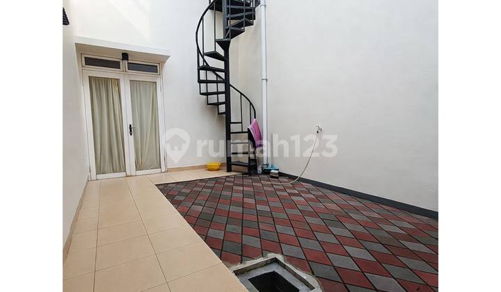 FOR RENT: LUXURY ANNUAL HOUSE, NEGOTIABLE PRICE, EQUATOR GARDEN, SENTUL CITY