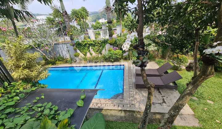 FOR RENT PREMIUM 2-STORY HOUSE DAILY SWIMMING POOL BEVERLY SENTUL CITY FOR RENT PREMIUM 2-STORY HOUSE DAILY SWIMMING POOL BEVERLY SENTUL CITY
