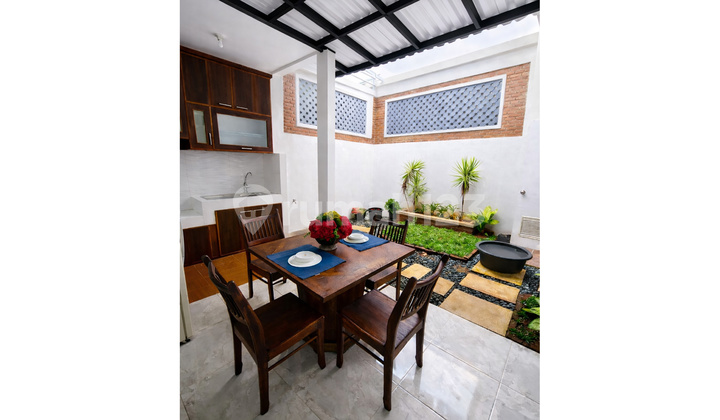 FOR SALE FURNISHED LUXURY HOUSE NEGOTIABLE PRICE TERRACE HILL SENTUL CITY 2